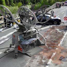 2-Manntragende Rettungsdrohne. 9x günstiger als ein Rettungshubschrauber