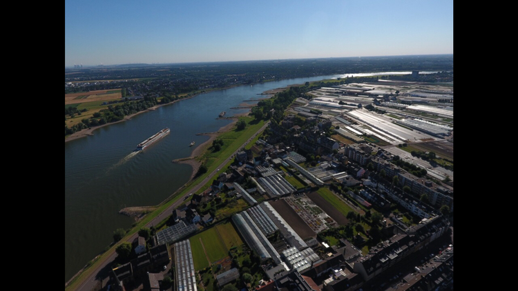 Rundflug über Düsseldorf Volmerswerth