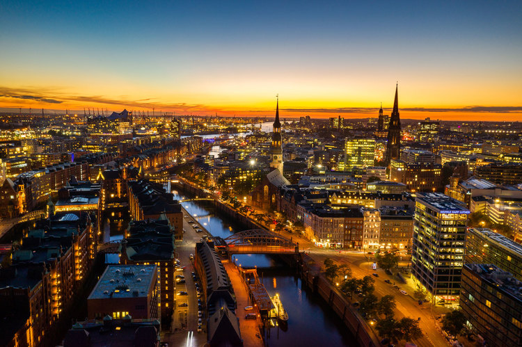 Drohnenaufnahmen für Novomind AG in Hamburg