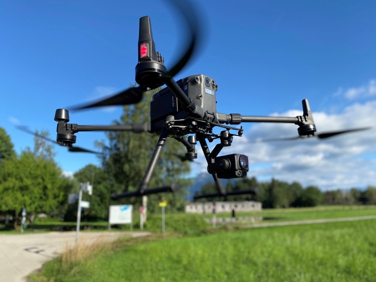 DJI Matrice 300 RTK mit H20 Gimbal
