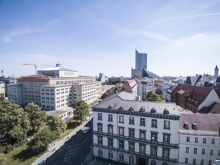 Drohnen bzw. Multikopterflug in Leipzig. Inkl. Genehmigungen wie Unbdenklichkeitsbescheinigung, Sicherheitskonzept und Aufstiegserlaubnis